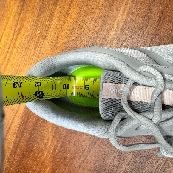 Vionic Brisk Radiant Women's Athletic Comfort Shoe size 9 Wide Light Grey/Pink - Picture 6 of 9